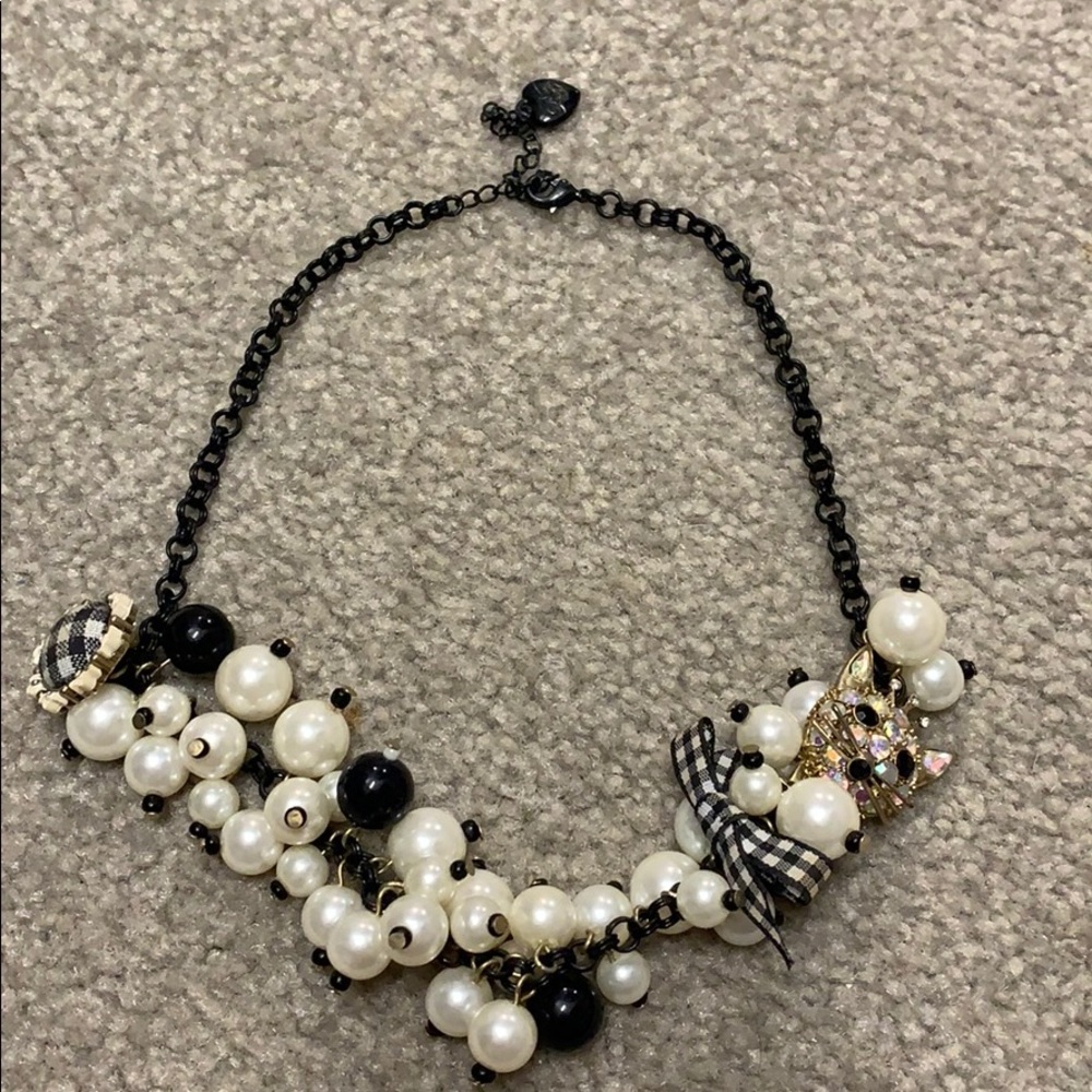 Betsey Johnson choker
